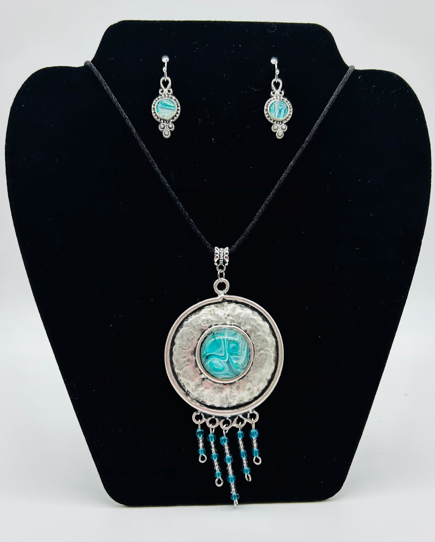 Hammered Metal Jewelry Set